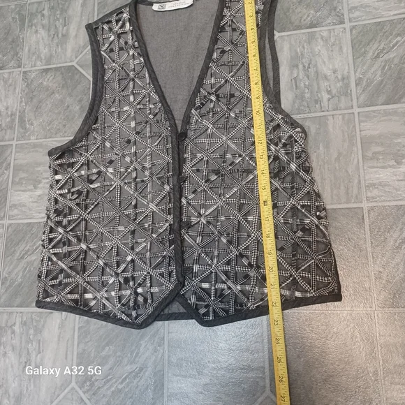 STUDIO COLLECTION Vtg SIZE M Black and White Denim Jean Waistcost Vest - Picture 9 of 11